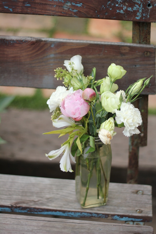 Artistic conception vase flower