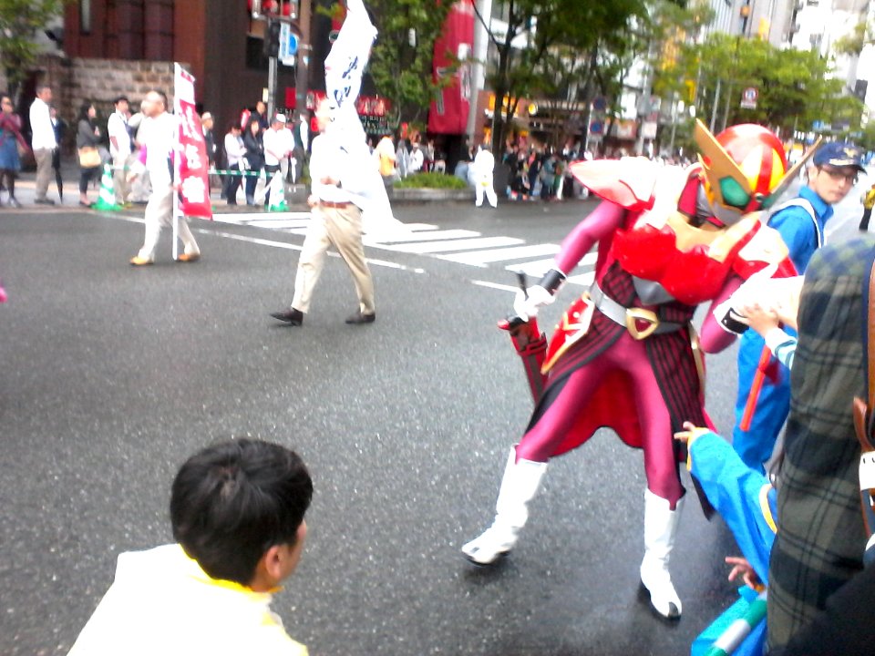 Dontaku parade: All types of soldiers welcome