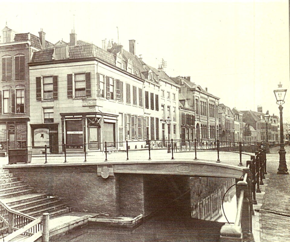 Plompetorengracht