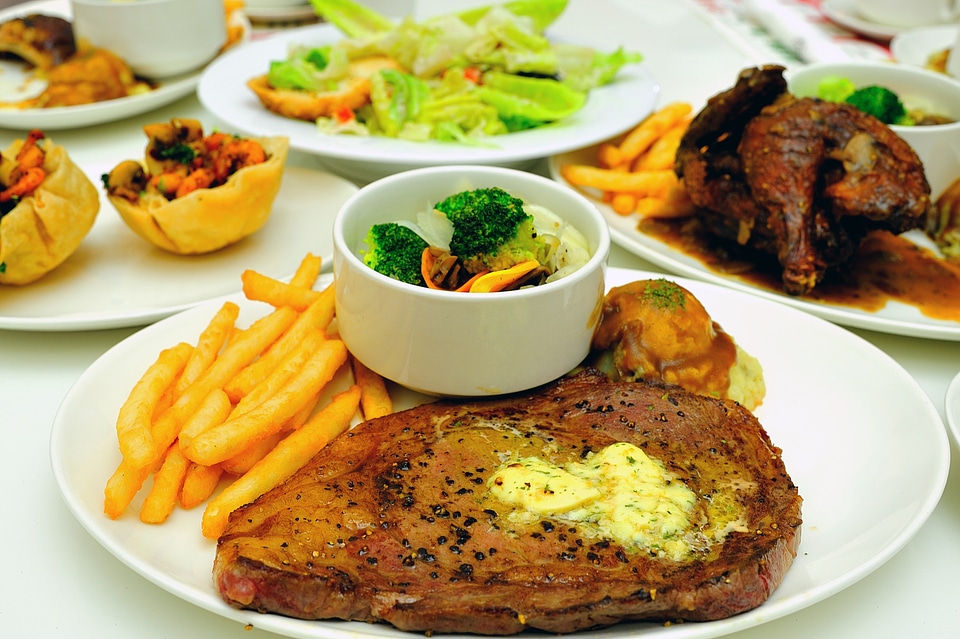 Bohm fries meat roast