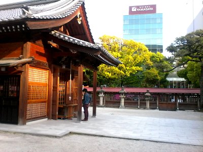 Walking around Fukuoka: Temple!
