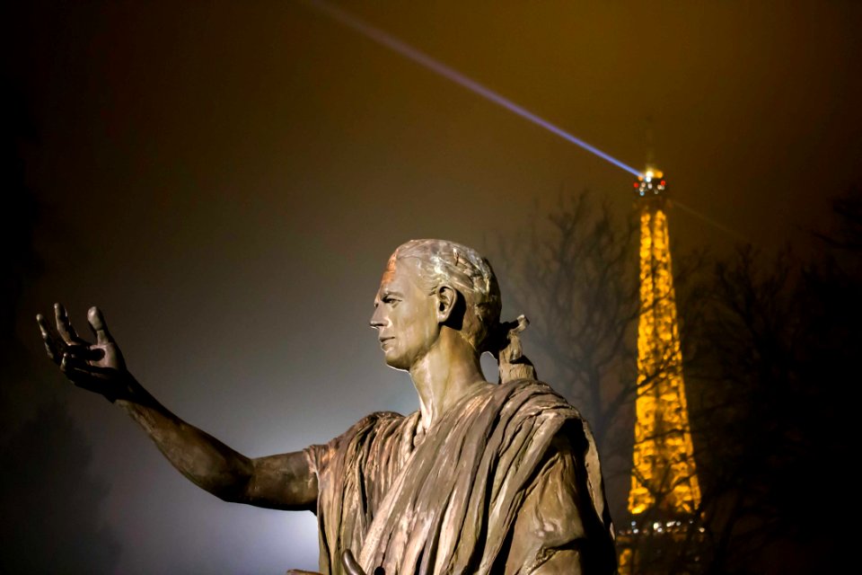 PARIS - TOUR EIFFEL