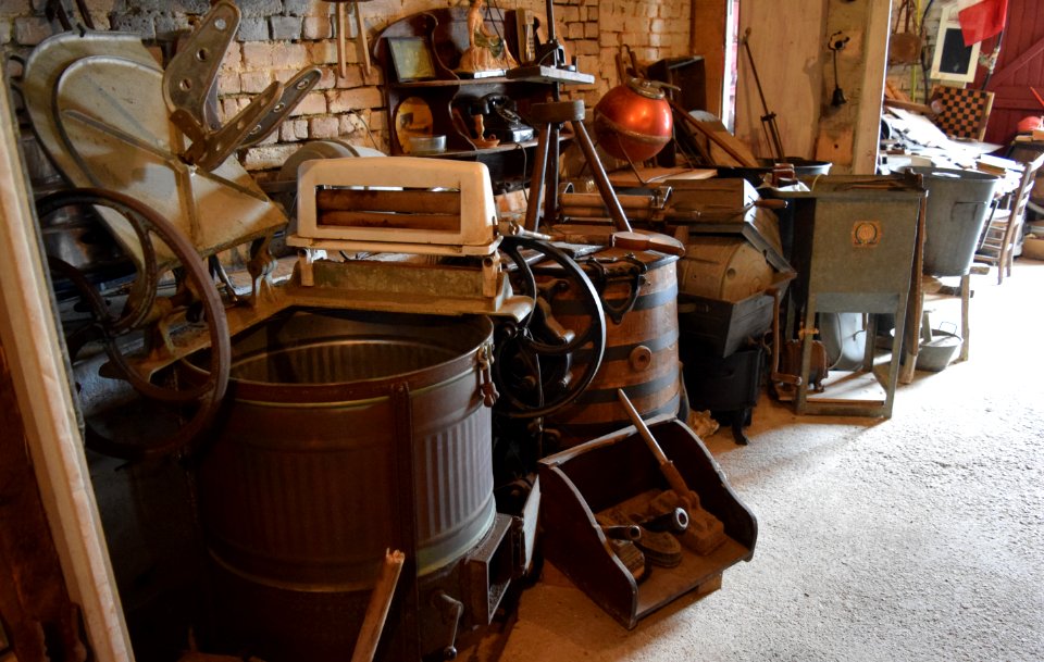 Promenade à Parfondeval et visite de son musée des outils anciens