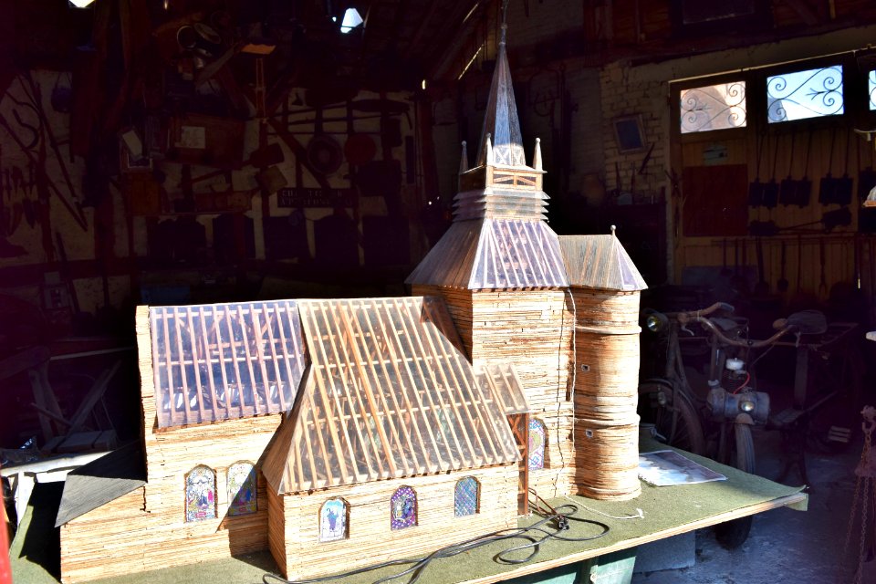 Promenade à Parfondeval et visite de son musée des outils anciens