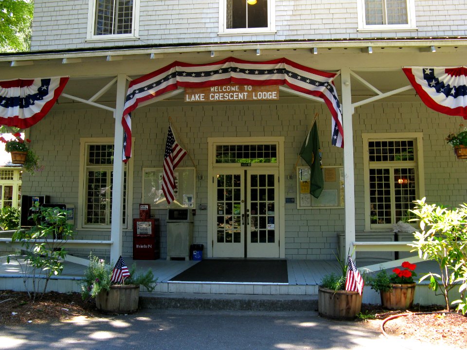 Lake crescnt lodge entrance patriotic flag NPS Photo