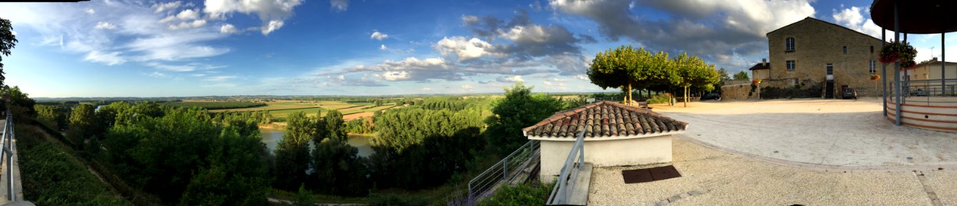panorama from Meilhan-sur-Garonne