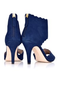 MOMENTUM NAVY BLUE £175