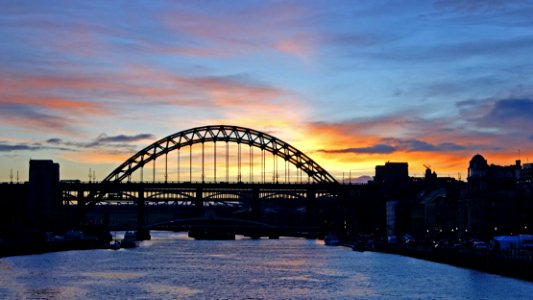 Closing down the quayside market photo