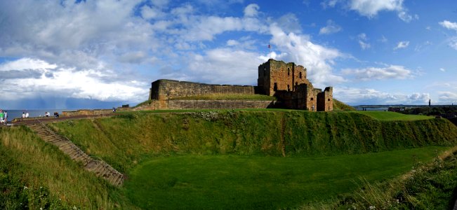 Tynemouth Priory, Castle & Moat