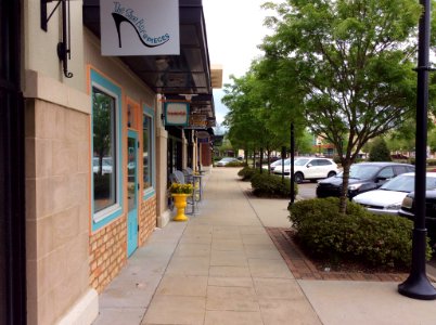 Flowood, Mississippi shops off Lakeland Dr