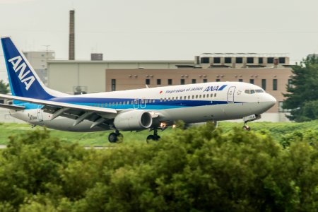 Boeing 737-800 JA77AN photo