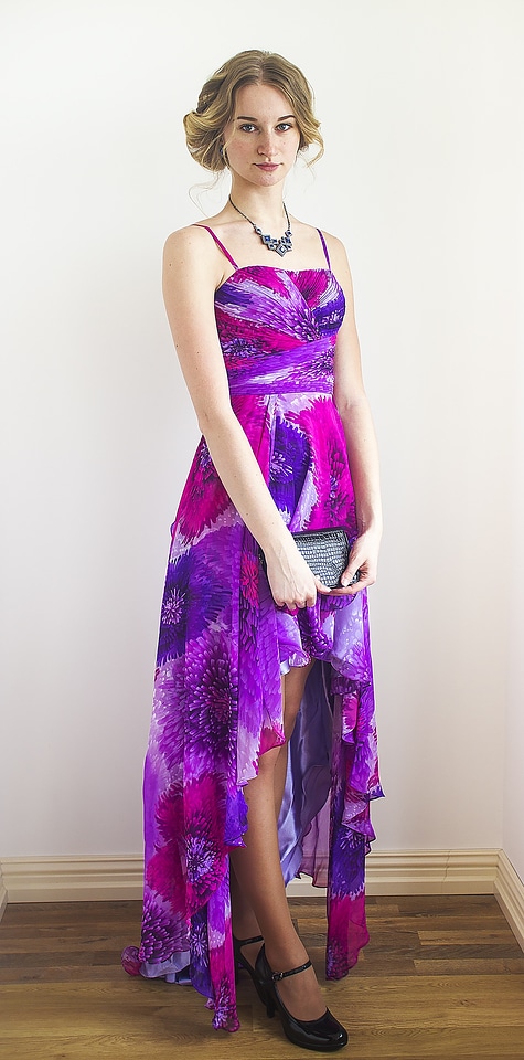 Dress model purple