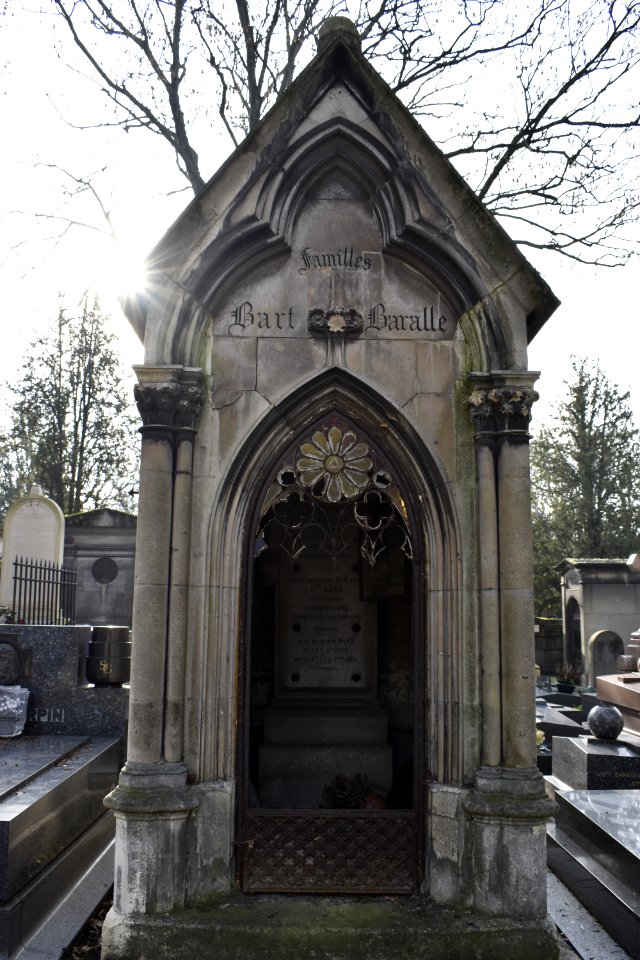 Gravestone eclipse