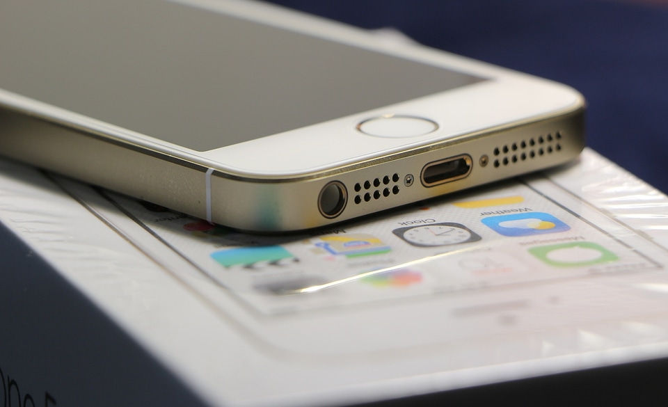 5s apple phone static photos