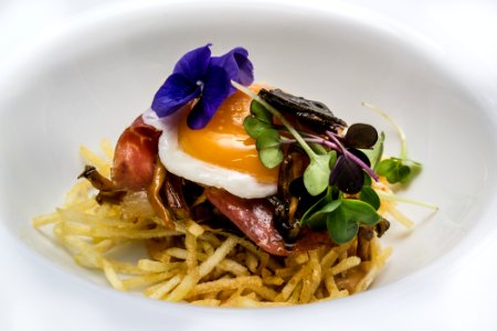huevo trufado gastro