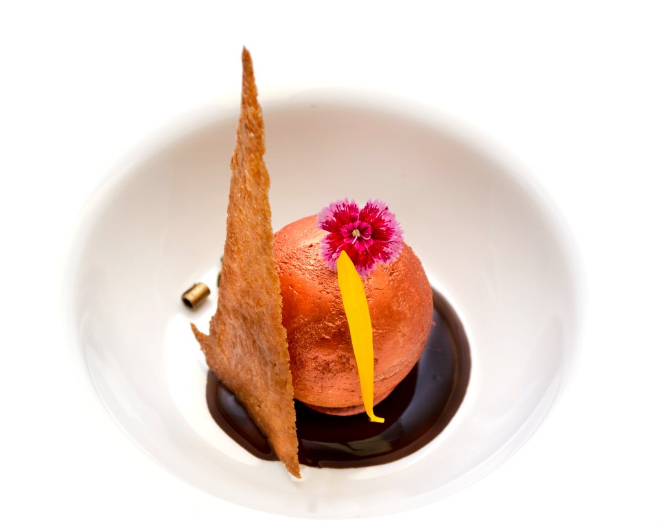 Postre esfera de jengibre