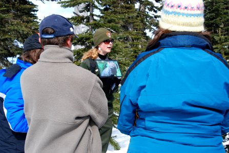 LilyH snowshoe walk talk activity people ipad 3-27-10 NPS (17)