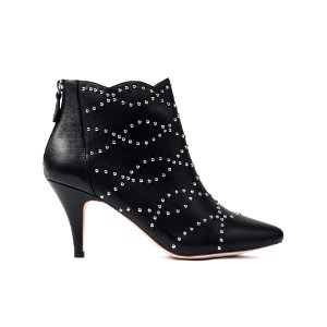 SARGOSSA Diva Black Nappa w.Silver Studs  $395  £275  €360