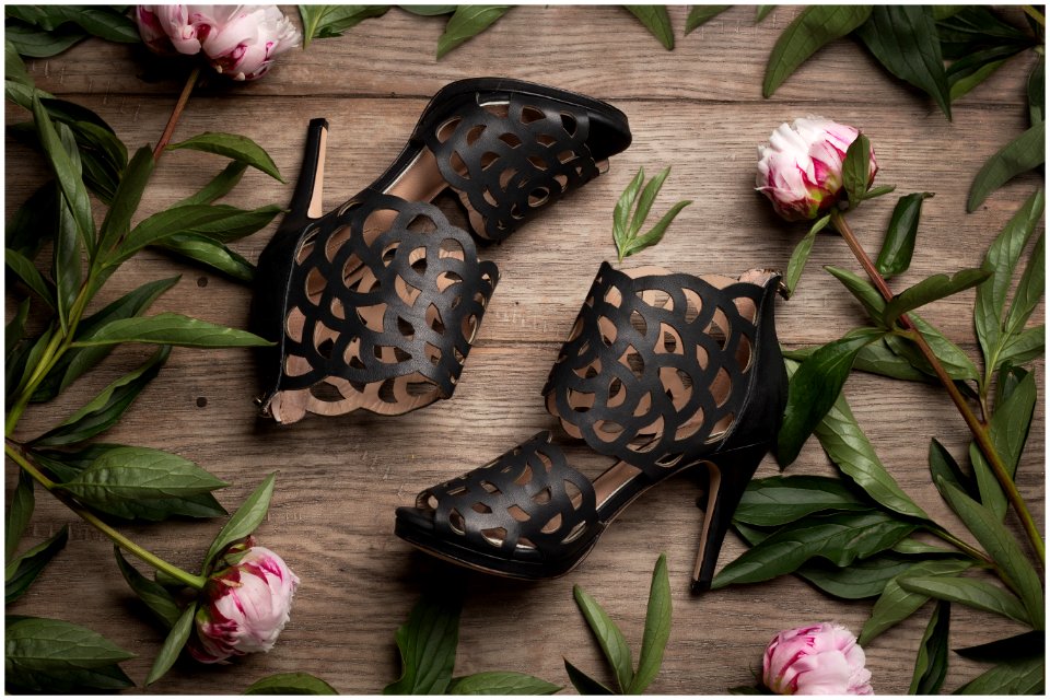 INSPIRE BLACK LEATHER £230
