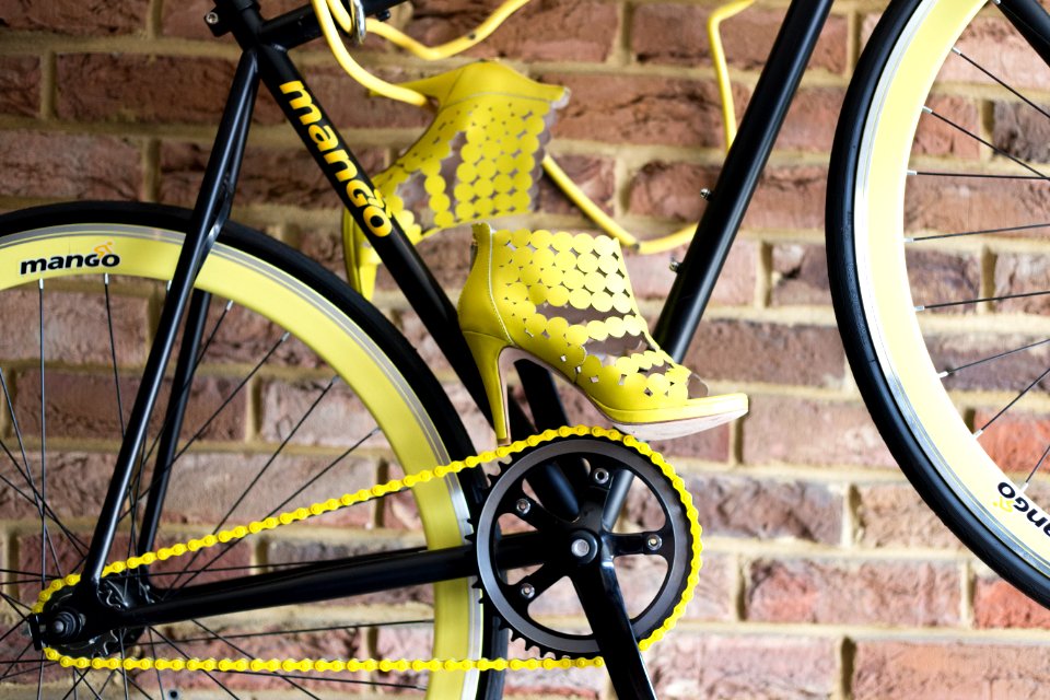 INSPIRE YELLOW £220