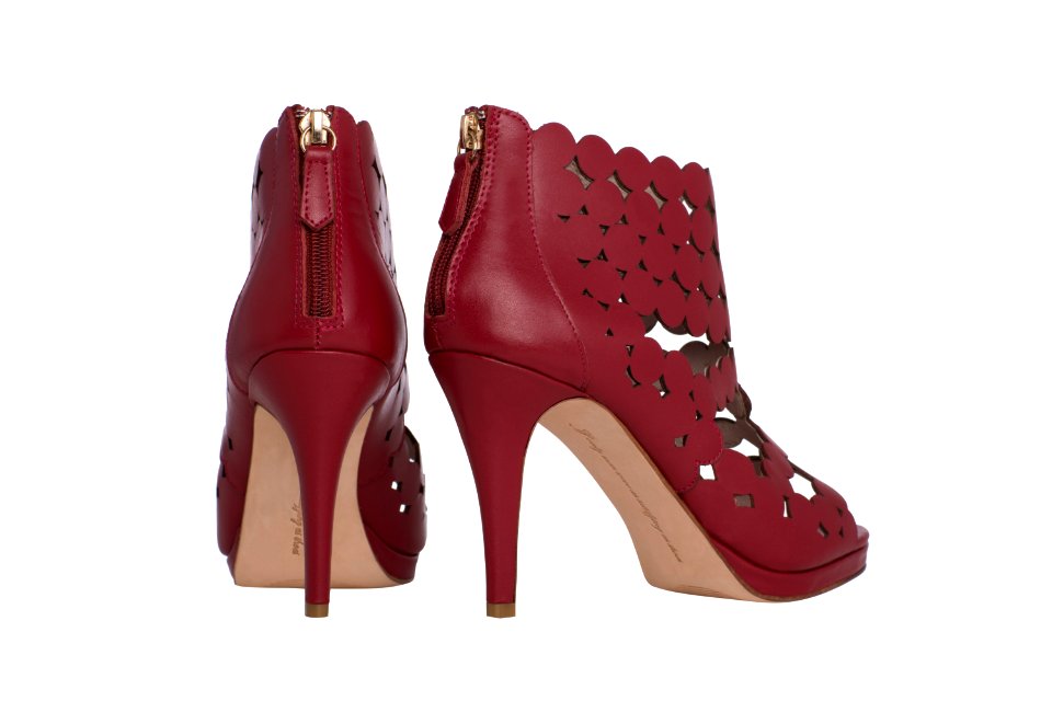 SUPREME DEEP RED £220