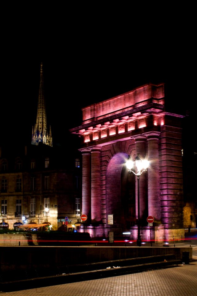 PORTE DE BOURGOGNE
