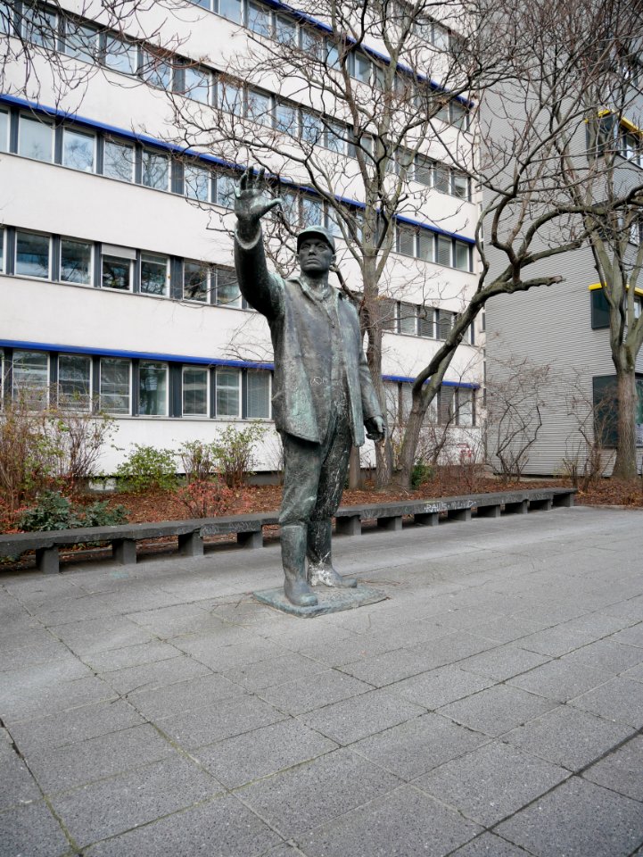Der Bauarbeiter. / 20.12.2020