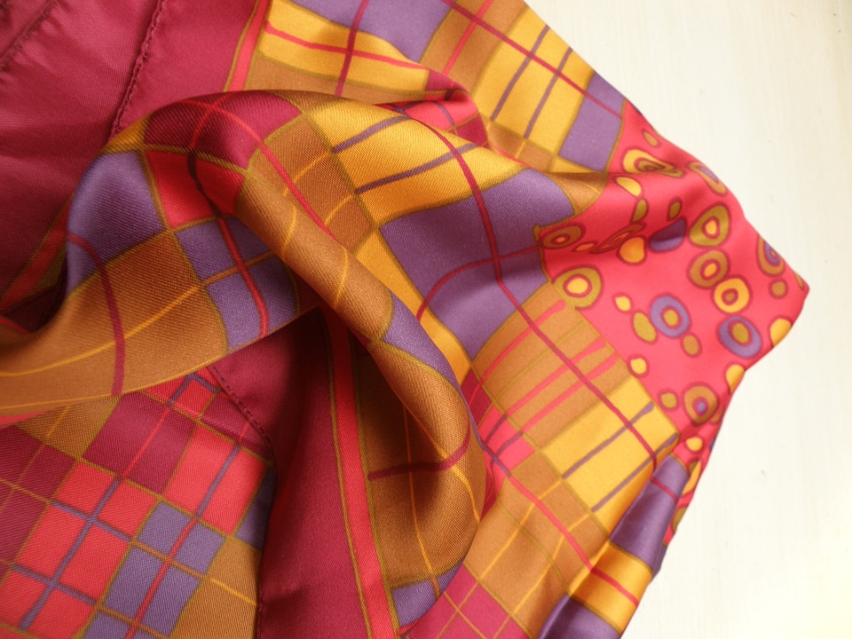 Colored printing handkerchief
