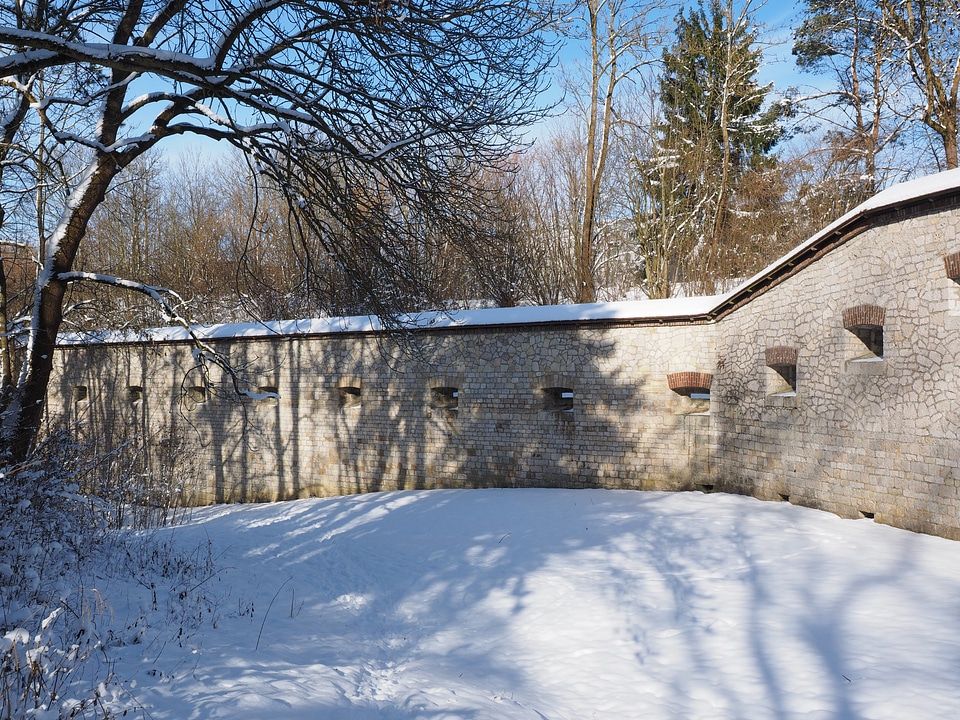 Courtyard ulm ulmer defence line