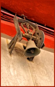 De campanas y campanillos