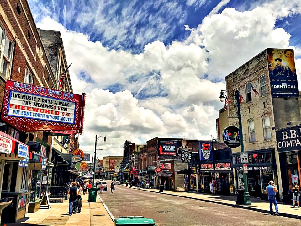 A Memphis Monday Morning - iPhone 6