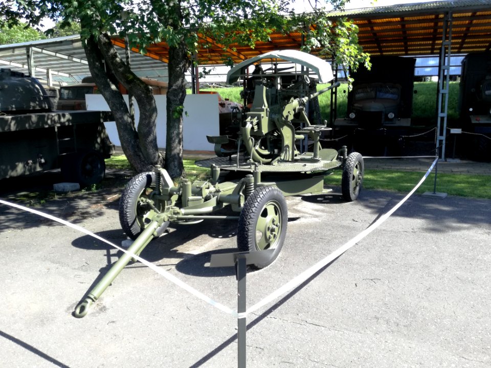 Muzeum Uzbrojenia w Poznaniu Arty 28