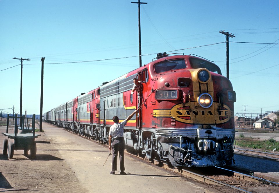 Santa Fe's Grand Canyon in the Years Before Amtrak -- 3 Photos