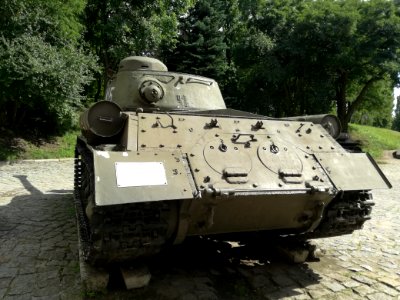 Muzeum Uzbrojenia w Poznaniu Tanks 17 photo