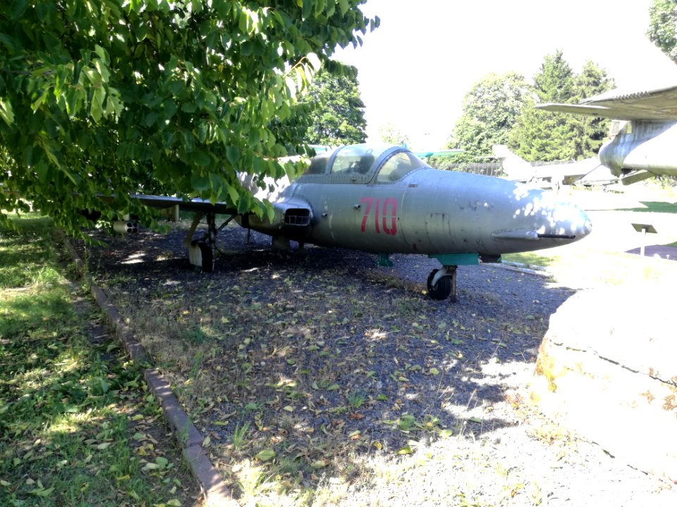 Muzeum Uzbrojenia w Poznaniu planes diverse 16