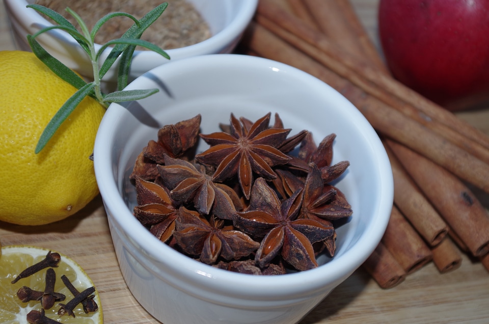 Baking fragrant anise