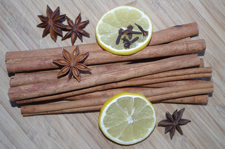Cloves pepper baking