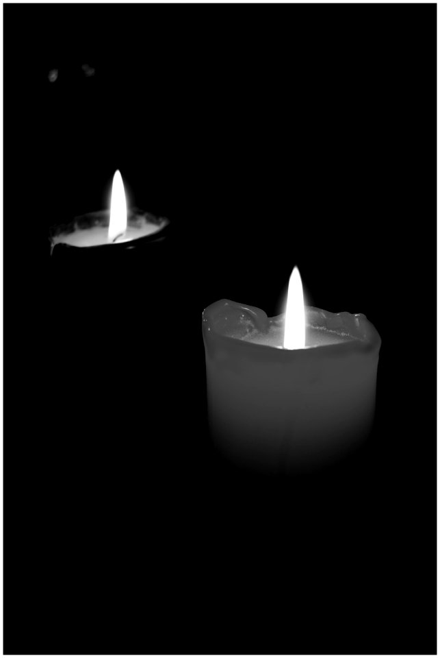 Velas en la noche