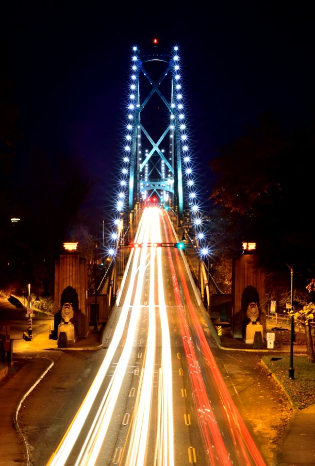 Lions Gate Bridge - 8 November 2015