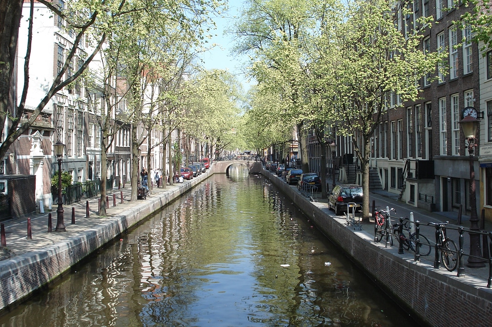 Duct bridge riverside