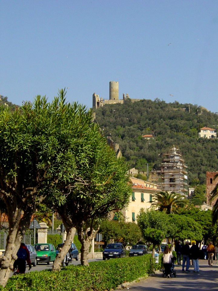 040 - Noli - Castello e mura