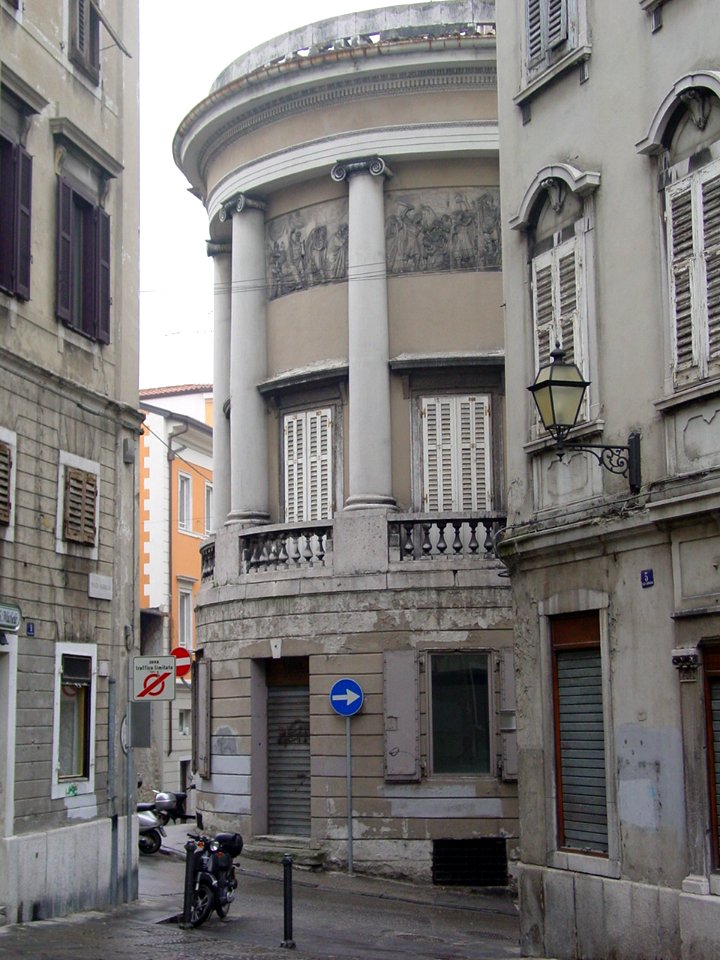 100 - Casa Pancera