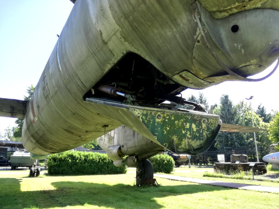 Muzeum Uzbrojenia w Poznaniu Il-28 13