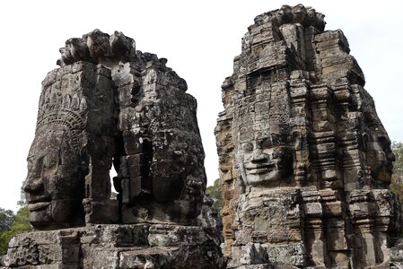 Bayon bayon temple ruins photo