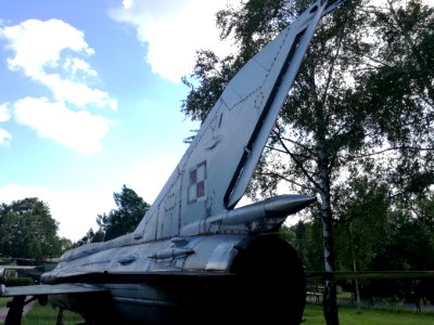 Muzeum Uzbrojenia w Poznaniu MiG-21 32 photo