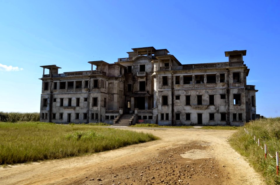 Abadoned Hotel in Cambodia