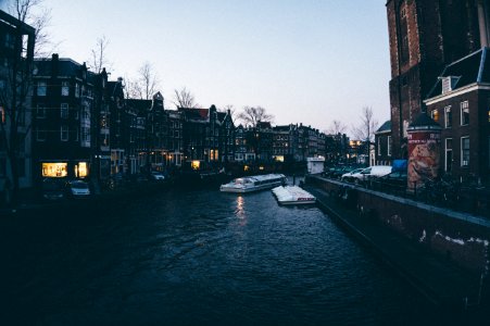 canals photo