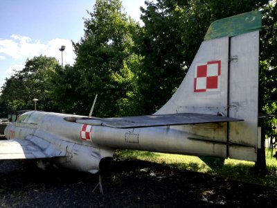 Muzeum Uzbrojenia w Poznaniu planes diverse 25