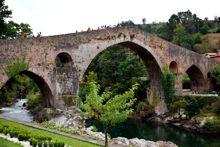 Roman Bridge Puente Romano Cangas de Onís (Asturias, España)