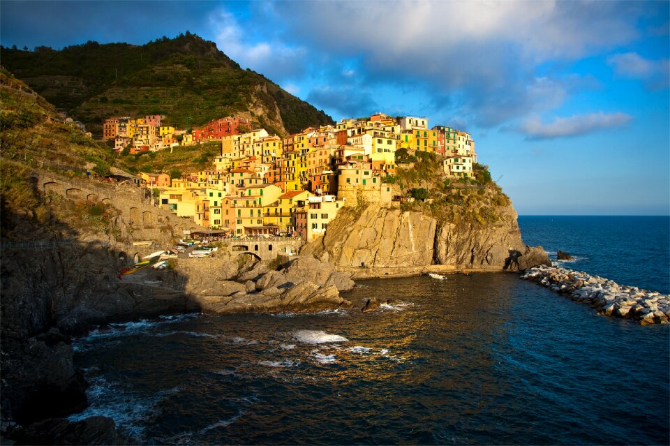 Cinque vernazza riomaggiore photo